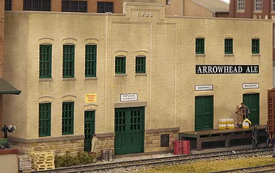 933-3193 HO Walthers Cornerstone(R) Background Building Kit-Arrowhead Ale