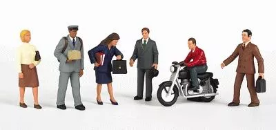 Bachmann 33101 HO Scale SceneScapes(TM) Figures — City People with Motorcycle pkg(7)
