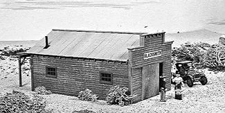 Campbell Scale Models 461 HO Scale The Blacksmith Shop -- 3 x 5-1/8" 7.7 x 13cm