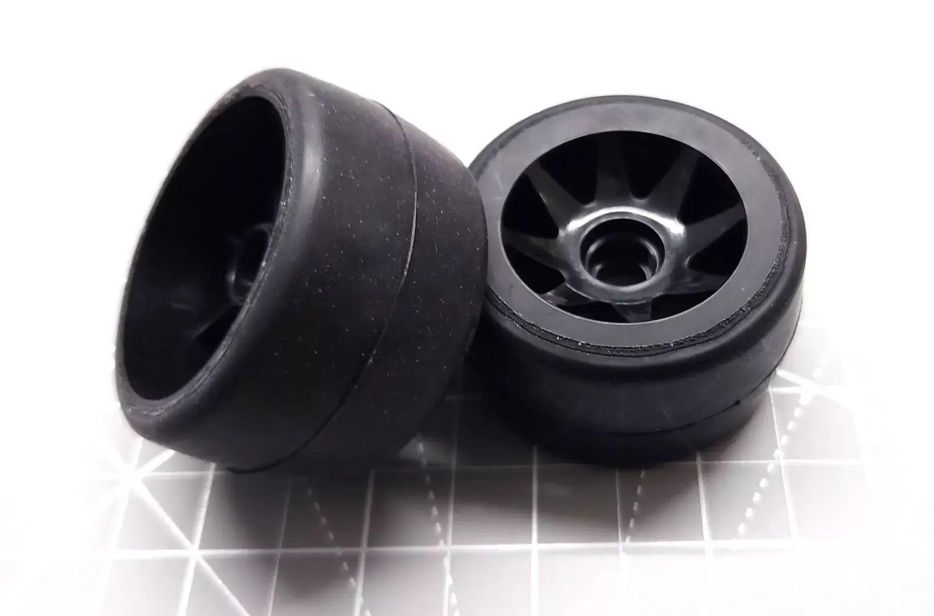 CLN2317F1 LPR Front Tires Formula 1 (CRC)