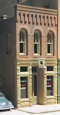 Design Preservation Models 20200 HO Scale Pam's Pet Shop - Woodland Scenics DPM Landmark Structures(R) -- Kit - 2-1/8 x 3" 5.4 x 7.7cm
