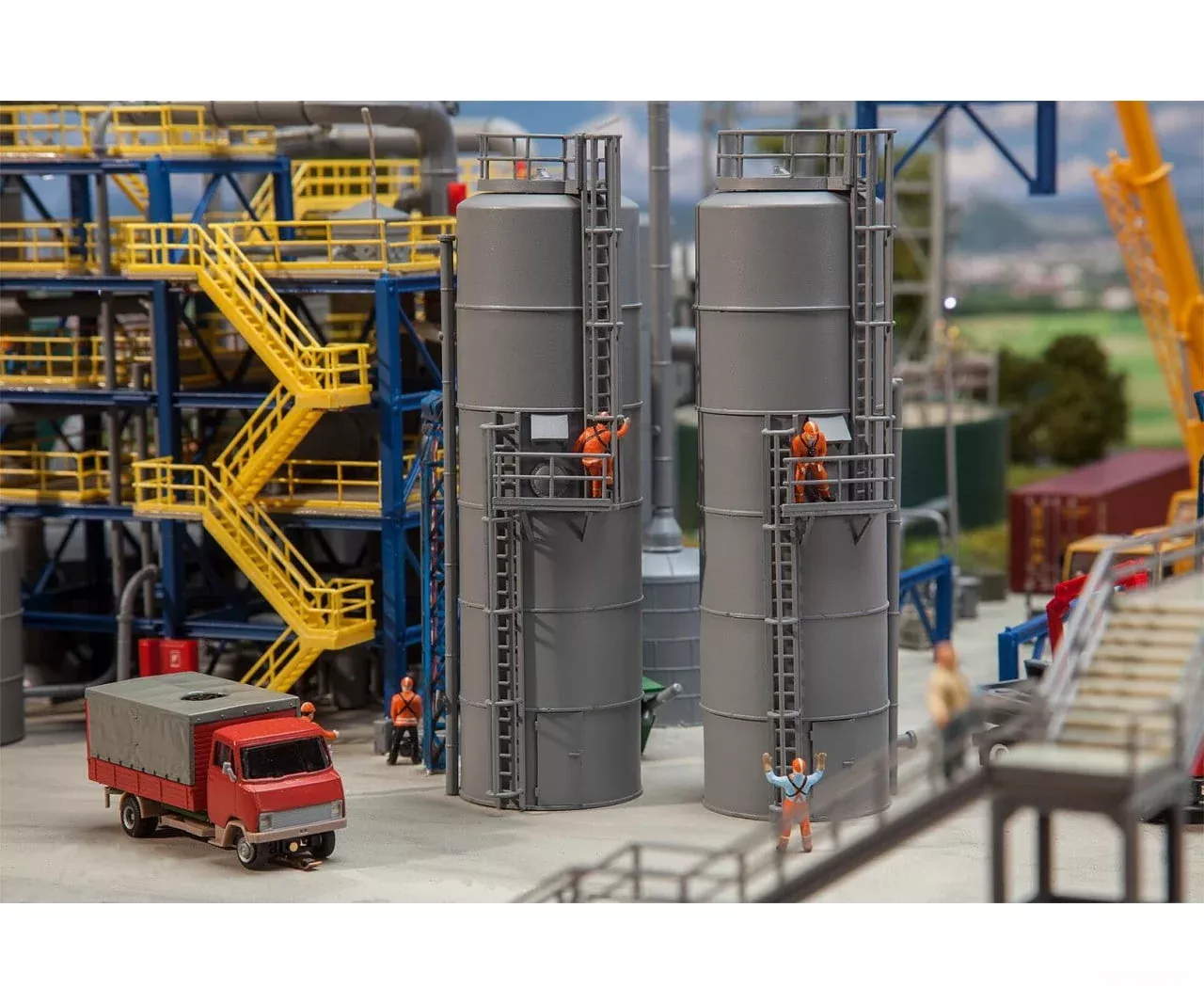 Faller 180330 HO Industrial storage tank