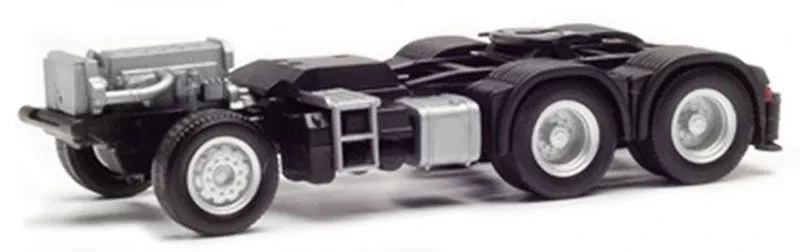 Herpa 085335 1/87 Scale Mercedes-Benz 3-Axle Chassis