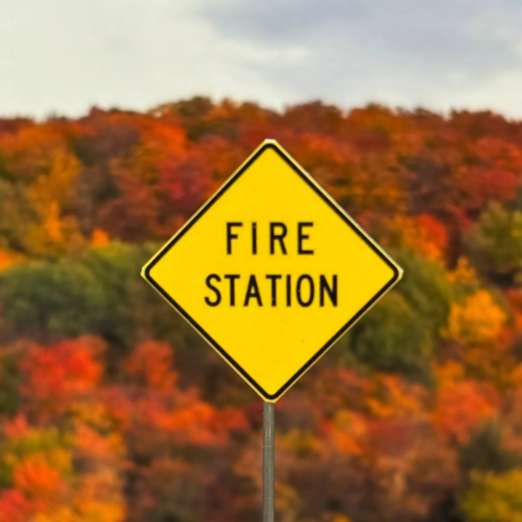 O Scale - Fire Station (Written) - 2 Pack