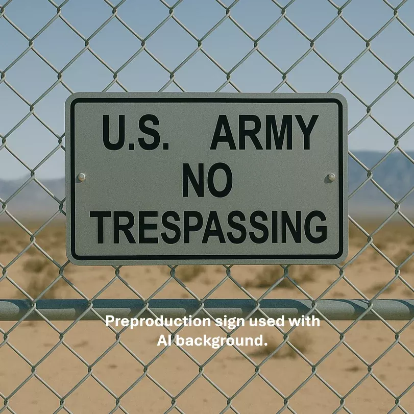 O Scale - U.S. Army No Trespassing - No Poles - 6 Pack