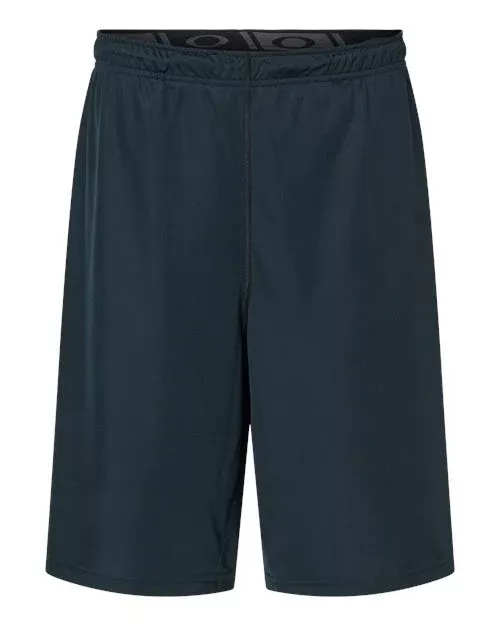 “Oakley FOA402995 Team Issue Hydrolix 9″ Shorts”