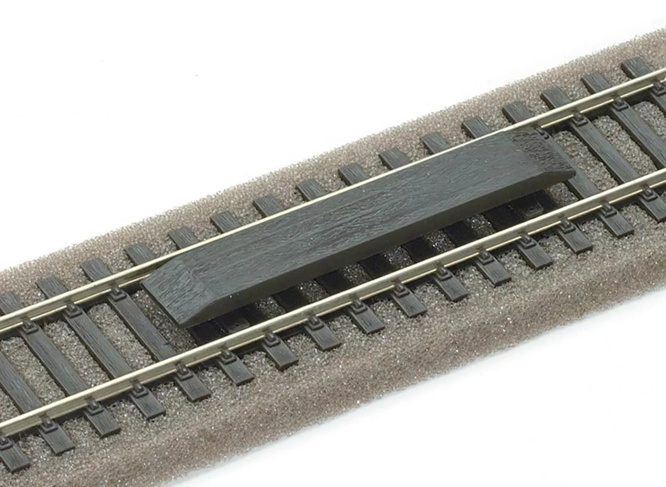 Peco HO SL29 Code 100 Decoupler, RH Type