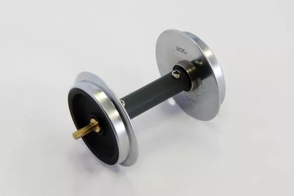 Piko 36168 G Scale BB Wheelsets 35mm w/Pickups 2 Pcs