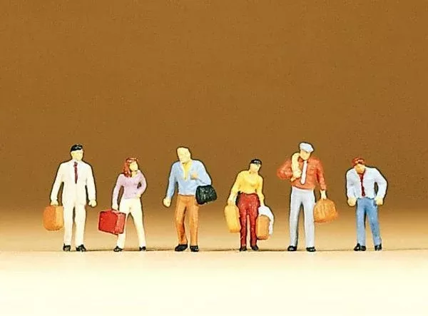 Preiser 79018 N Scale Passengers Walking pkg(6)