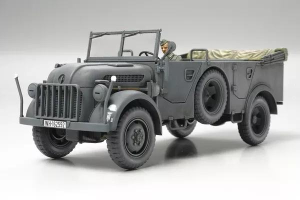 Tamiya 32549 1/48 Steyer Type 1500A/1