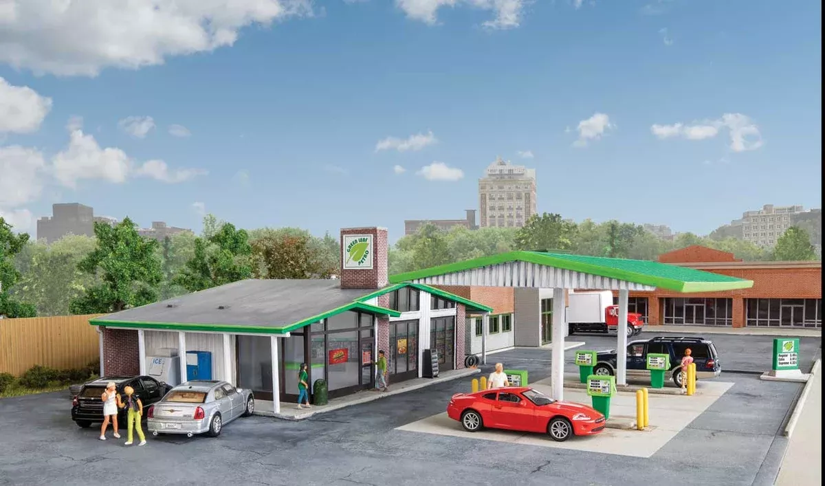 Walthers Cornerstone 933-3542 HO Scale Modernized Gas Station — Kit