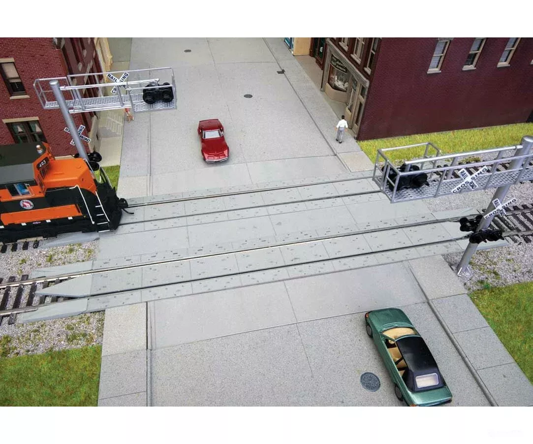 Walthers HO 83115 Modern Concrete Crossing w/Rerailer Ends – Kit