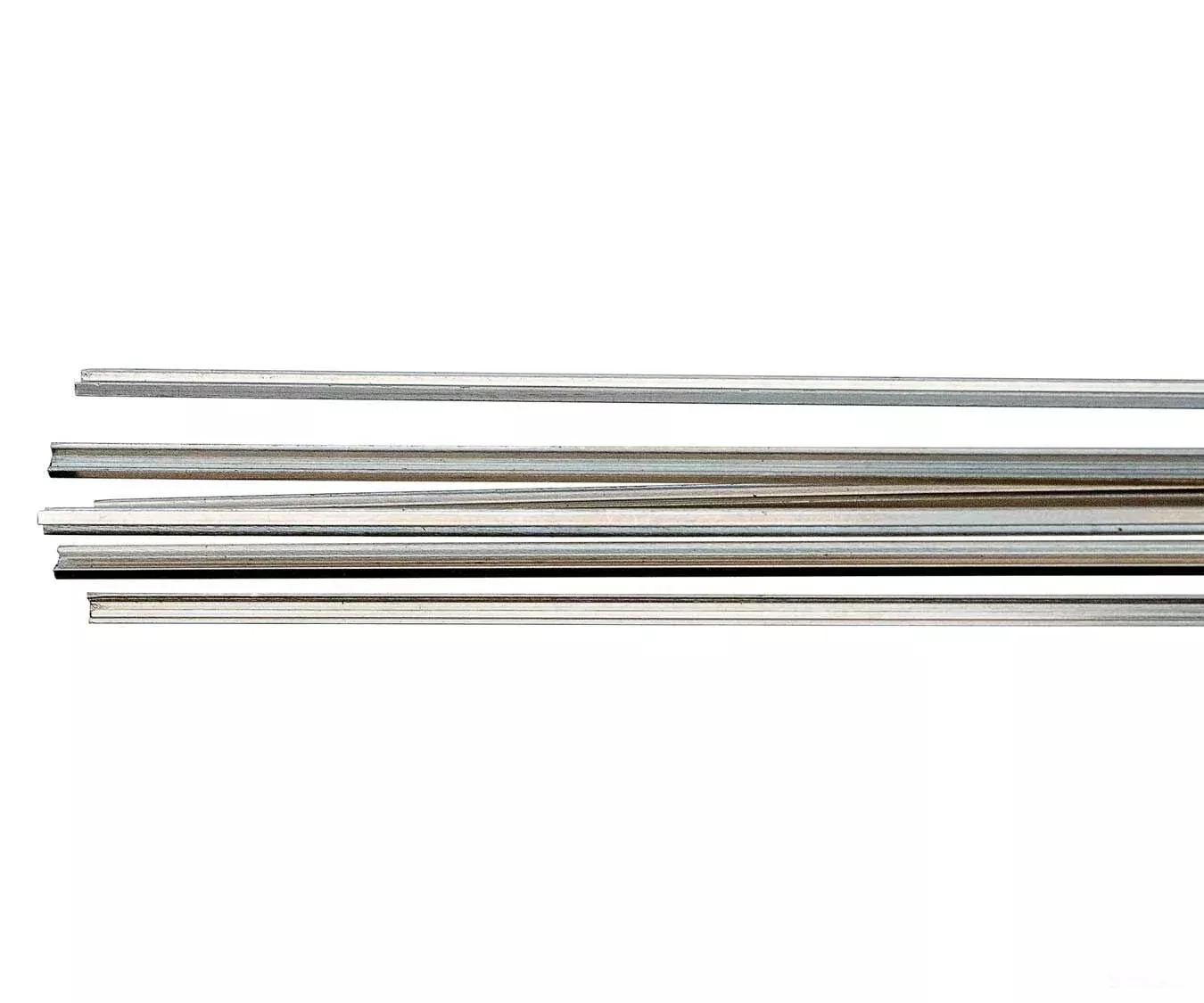 Walthers HO SceneMaster 10000 Code 100 Nickel Silver Rail pkg(17) - Each section - 36" 0.9m long; 51' 15.5m total length