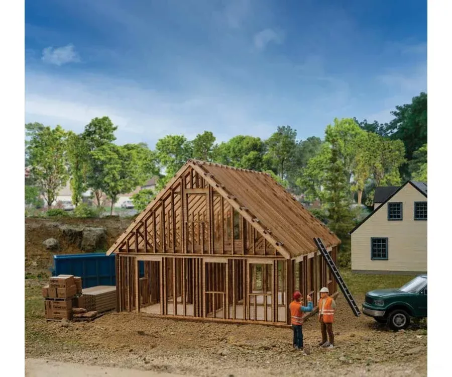 Walthers HO SceneMaster 4157 House Under Construction – Kit – 3-13/32 x 4-13/32 x 2-25/32″ 8.6 x 11.1 x 7cm
